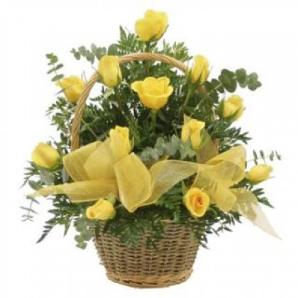 30 Yellow Roses Basket